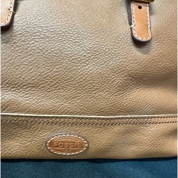 Fossil Satchel Purse - Picture 4 of 10